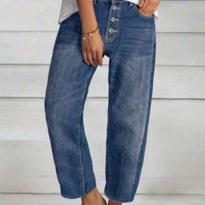 Casual button front Barrel Style jeans L